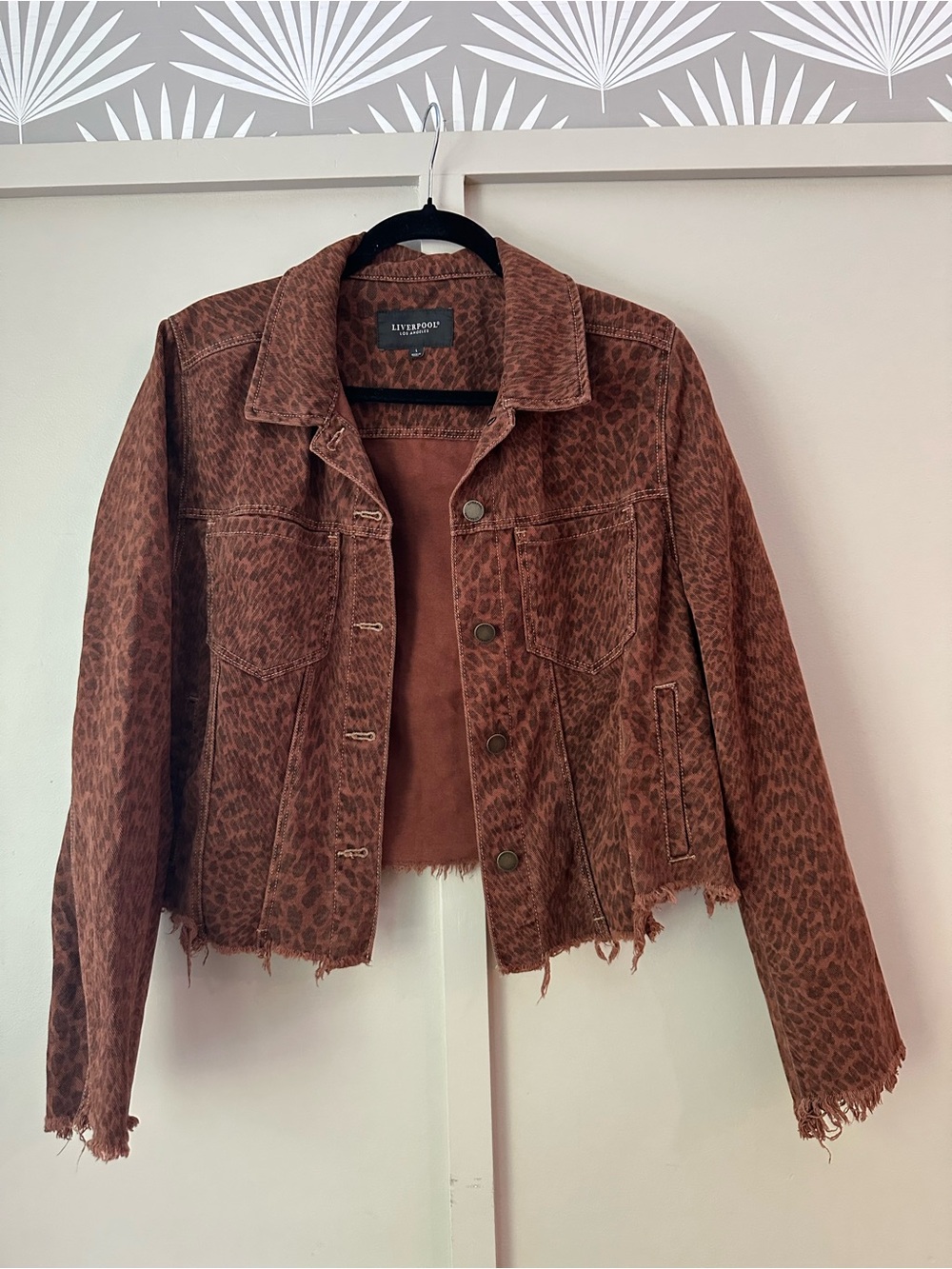Liverpool Rust Brown Leopard-Print Cropped Denim Jacket